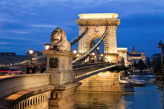 2-Hour Private Night Tour of Budapest - Budapest After Dark: What Makes This Tour Work