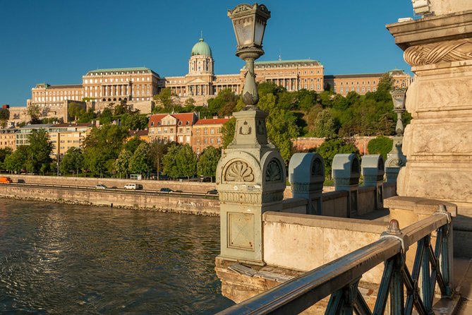 4 hours long private minivan tour in Budapest - The Buda side route: Citadella and Gellert Hill viewpoints