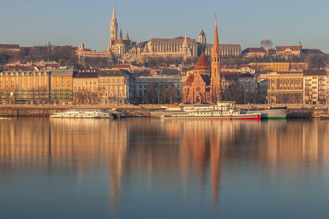 4 hours long private minivan tour in Budapest - Matthias Church (admission not included) and Fisherman’s Bastion