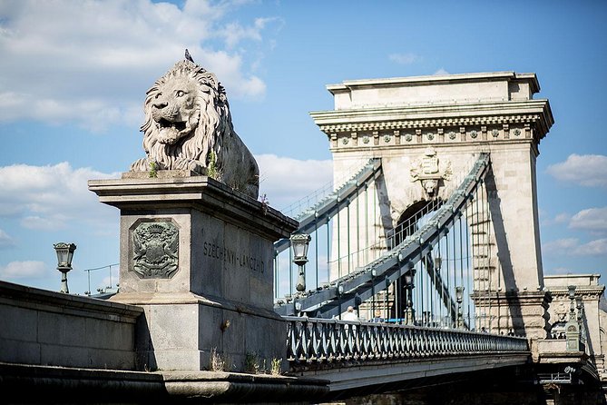 5 Hours Private Budapest First Class Tour with Parliament option - Citadella and the Statue-of-Liberty symbol
