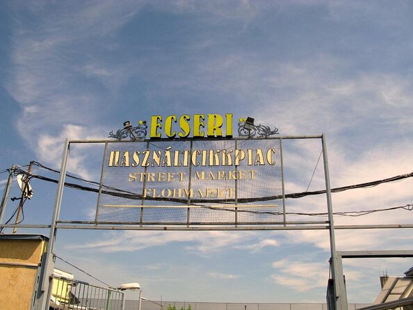 Antiques and Curios - Private Flea Market Treasure Hunt - Key highlights you’ll notice right away