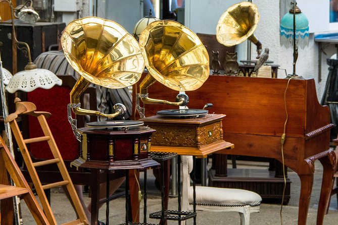 Antiques and Curios - Private Flea Market Treasure Hunt - Best days to book: Saturday and Sunday mornings
