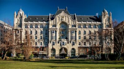 Art Nouveau Tour in Budapest: 3-Hour Private Tour - Art Nouveau in Hungary: decoding Secession and the folk details
