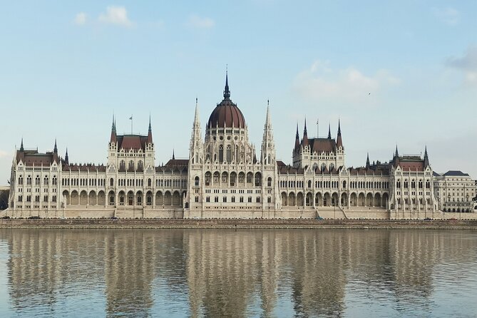 Best Historical Sights of Budapest Tour - The Big Value: A Private Guide Who Connects the Dots