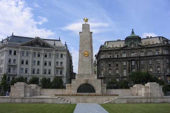 Born Under The Red Star - The History of Communism in Hungary - Private Tour - St. Stephen’s Basilica: religious Hungary, after political upheaval