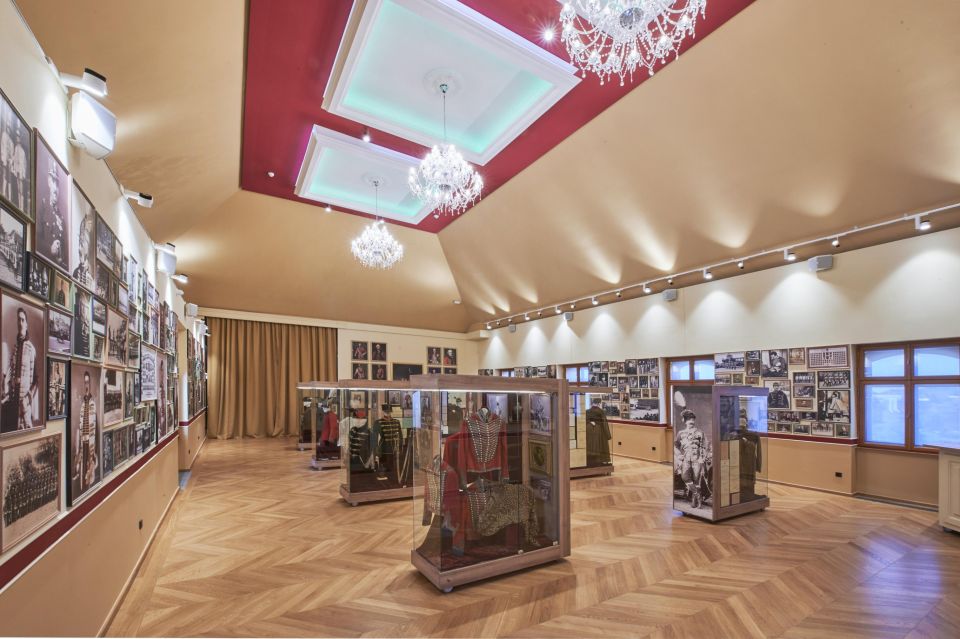 Buda Castle: Hungarian Delicacies & Historical Exhibition - Who this is best for (and who may want something else)
