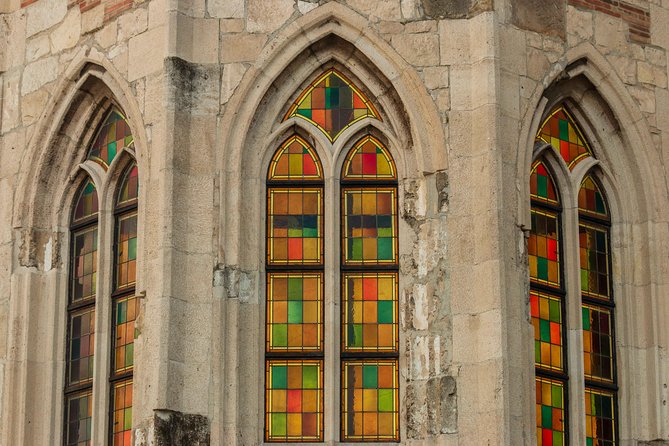 Buda Castle Quarter Walking Tour - From Mary Magdalene church turn-back to Parliament views