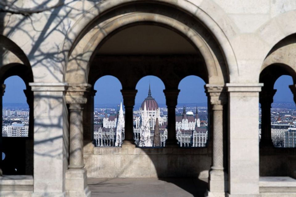 Budapest: 3-Hour Grand City Tour and Castle Walk - Price and Value: What $49 Buys You in Real Terms