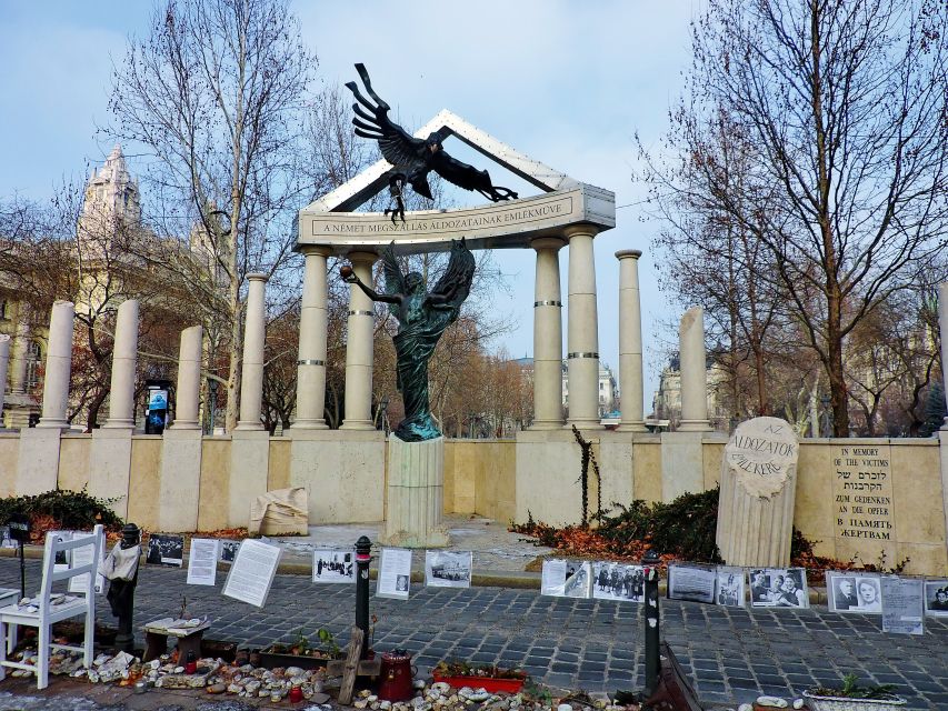 Budapest: 3-Hour Walking Tour About Communism (Small Group) - The red M2 subway ride: history between stops