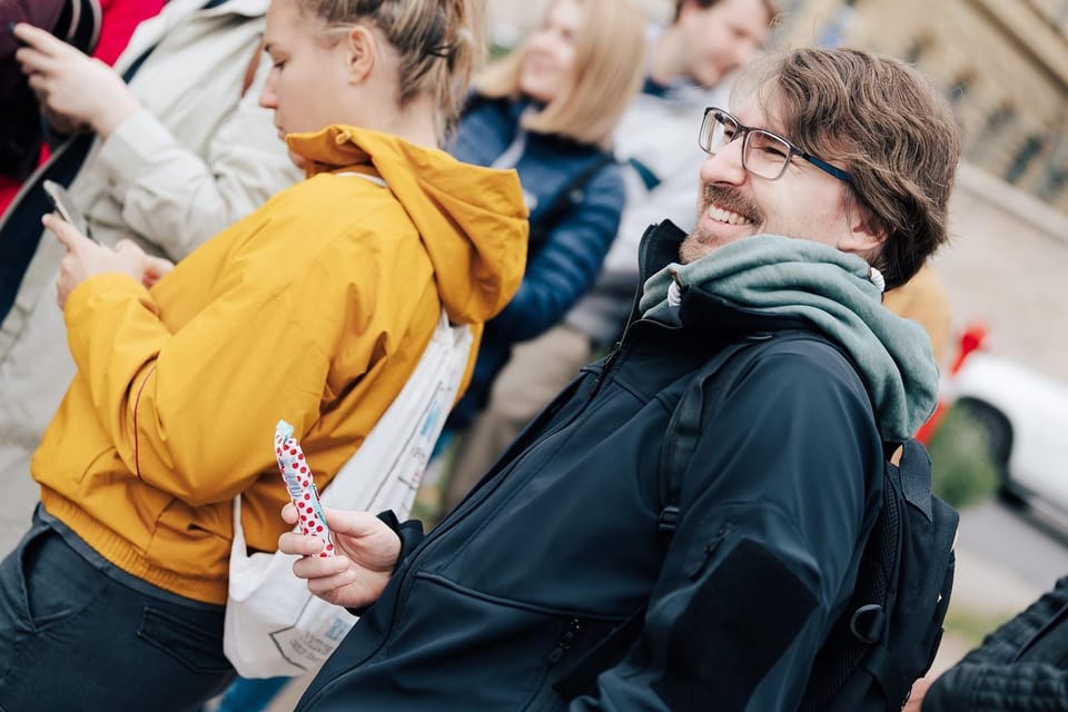Budapest: Alternative Street Art & Jewish Tour - How the Tour Connects Pest, Buda, and Óbuda