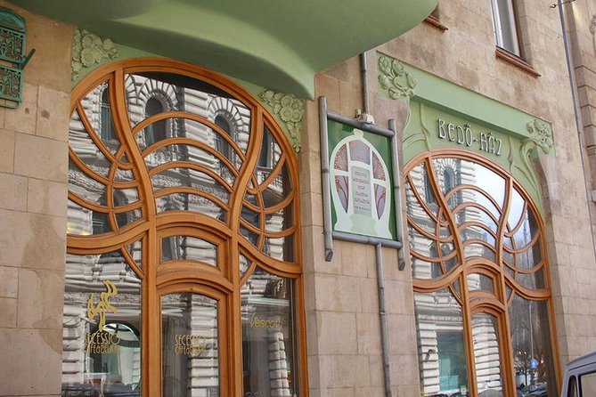 Budapest Art Nouveau Walking Tour - Stop 2: The Royal Postal Savings Bank and Lechner’s Flourish