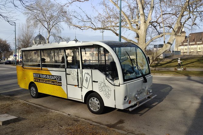 Budapest BeerBus Tour 60 Minutes Private Experience - Deák Ferenc tér and the young-at-heart vibe of Budapest’s meeting point