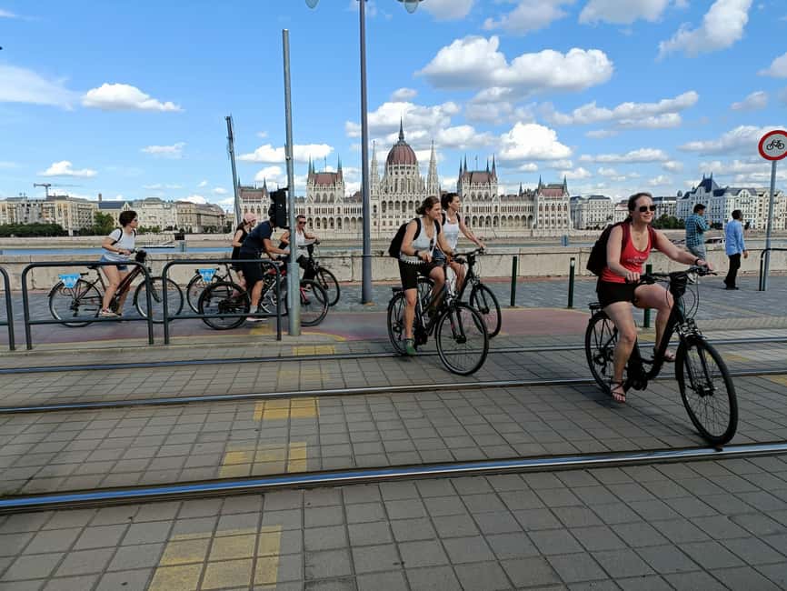 Budapest Bike Tour with a Hungarian Goulash - Lunch with Hungarian Goulash: How the Break Feels (and Why It’s Smart)