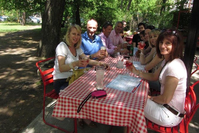 Budapest Bike Tour with Hungarian Goulash - The ride style: easy sightseeing, not a race
