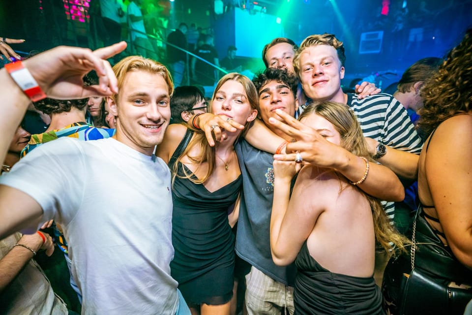 Budapest: Boat Party with option of Unlimited Drinks - After-Party at a City Club: Why Skip-the-Line Entry Helps