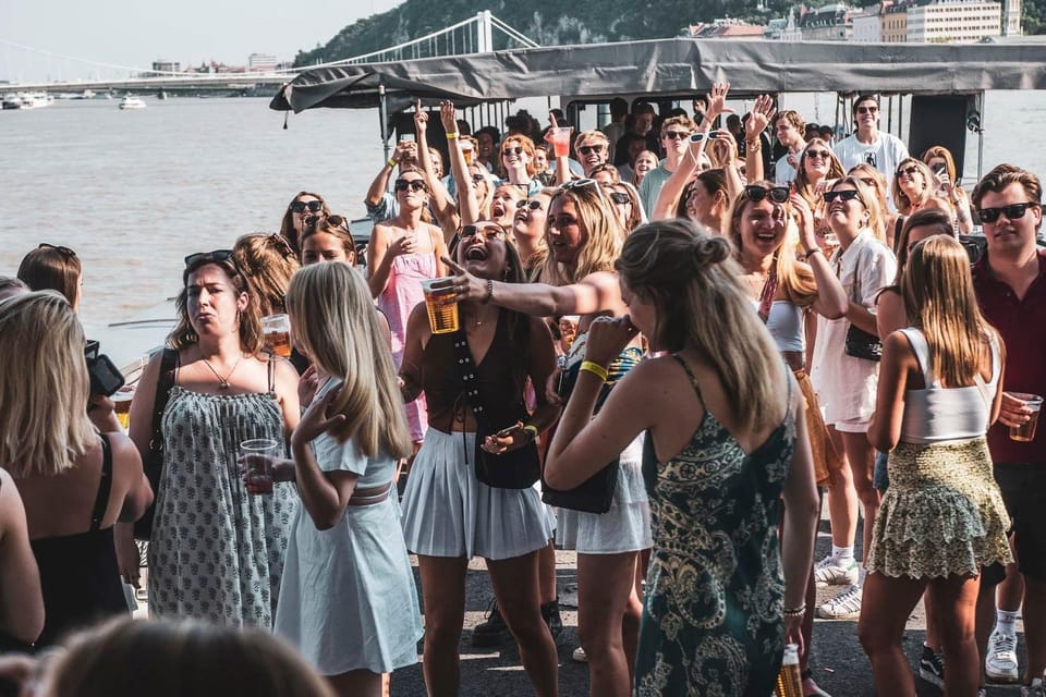 Budapest: Boat Party with option of Unlimited Drinks - Who This Budapest Danube Boat Party Fits Best