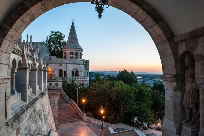 Budapest Castle Walk - Where you start and how the pacing feels on the hill