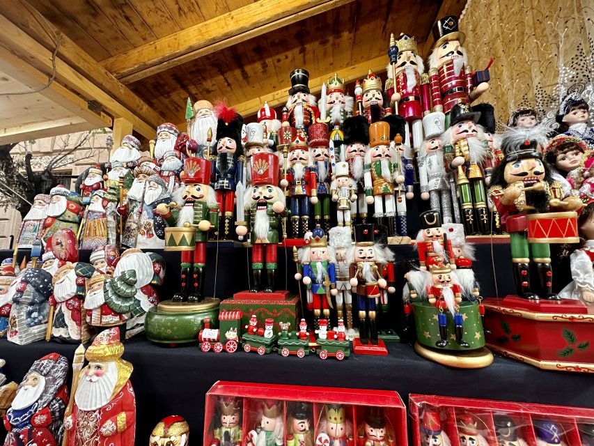 Budapest: Christmas Market Guided Walking Tour with Tastings - Mulled wine and marzipan: tasting the season’s sweet side