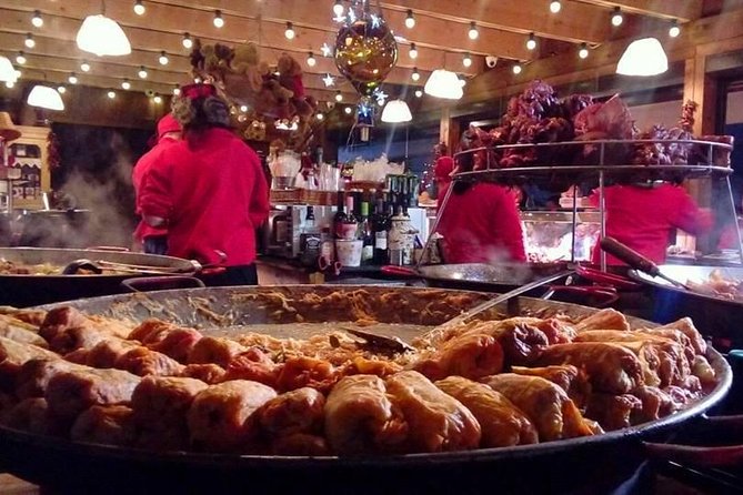 Budapest Christmas Market Tour with Basilica visit & Chimney cake - Chimney cake and Hungarian Christmas comfort foods