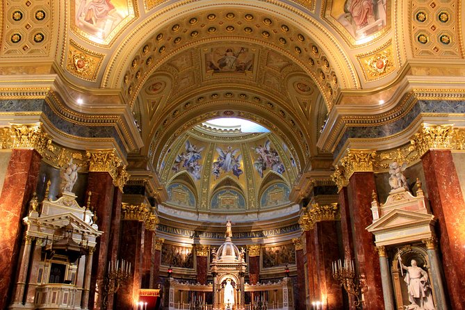 Budapest Christmas Walking Tour & Entry to St Stephen's Basilica - Price vs. DIY: When This Is Worth It (and When It Isn’t)