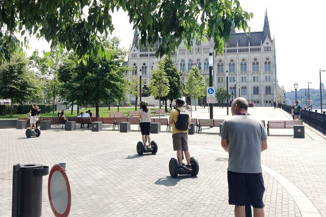 Budapest City Segway / Sightseeing Tours Buda+Pest - The Danube Memorial and The Two Bath Stops