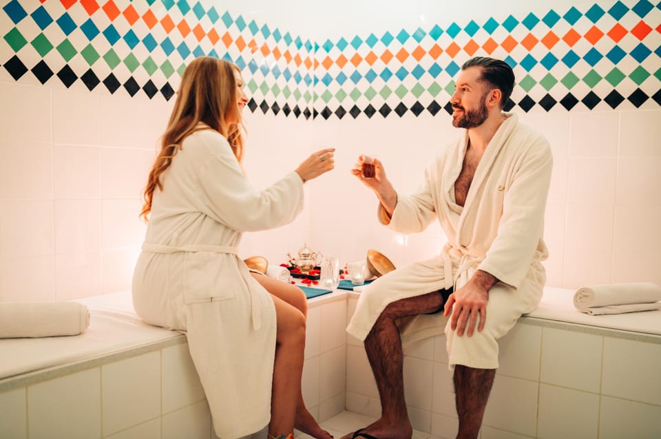 Budapest: Couple Holistic Swedish Massage with Jacuzzi Time - Practical Tips for a Smooth Visit in Budapest