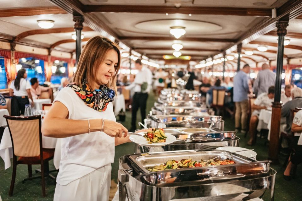 Budapest: Danube River Cruise with Dinner and Prosecco - A Historic Gróf Széchenyi Paddle Steamer on the Danube’s Night Route