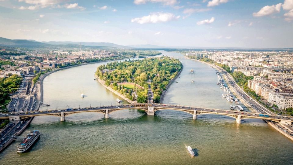 Budapest: Day or Night River Cruise on Panoramic Boat - Who This Cruise Fits Best
