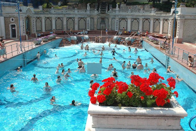 Budapest Gellert Thermal Spa Full Day Ticket with Cabin or Locker - Entering Gellért Spa: Art Nouveau Beauty Meets Thermal Reality