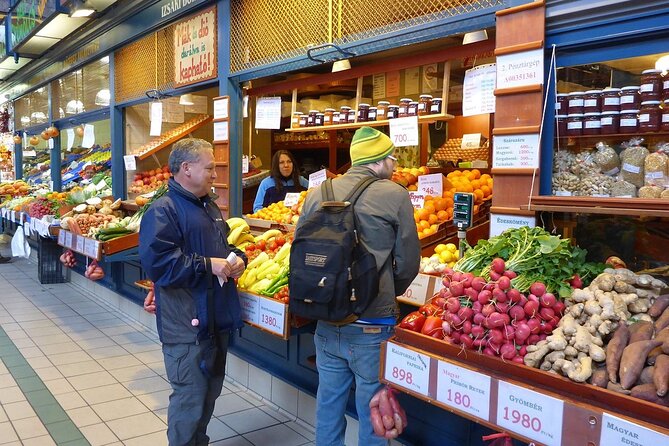 Budapest Great Market Hall Chef‑Led Private Tasting Tour - Optional Homemade Palinka: The Liquor Stop That Isn’t Forced