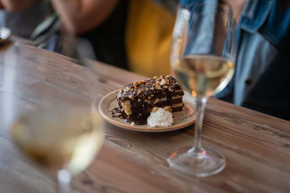 Budapest Guided Food Tour with Drinks Included - Pacing and how the 2.5 hours feel in real life