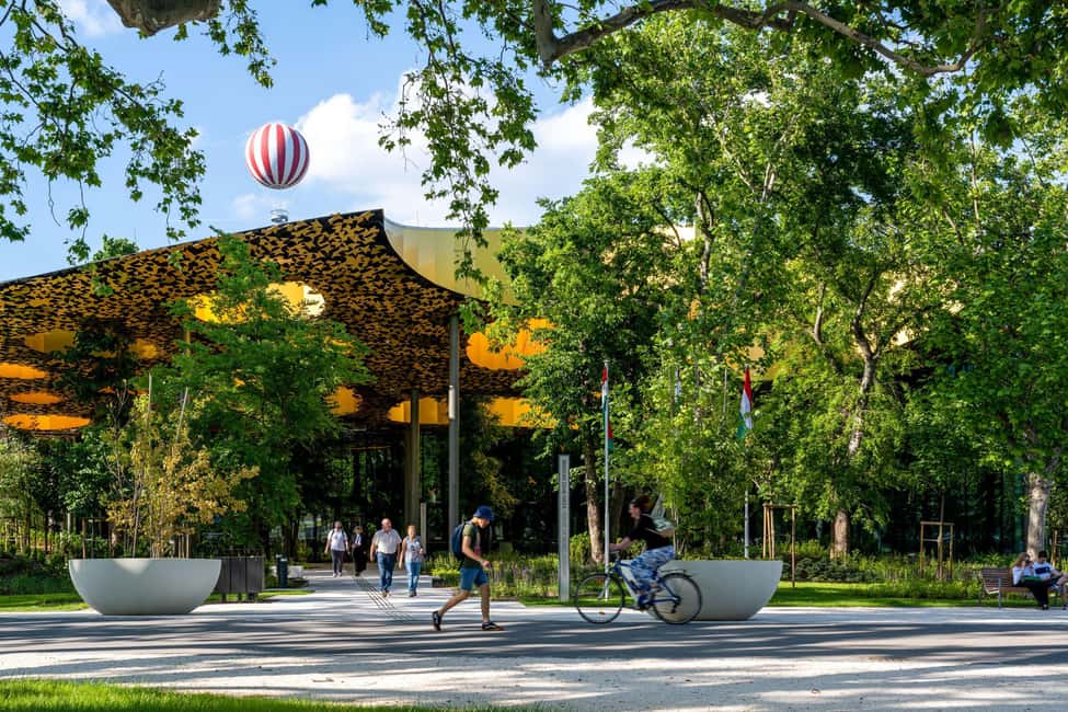 Budapest: Guided Tour of the House of Music, Hungary - Inside the Glass Walls: Open Spaces, Warm Materials