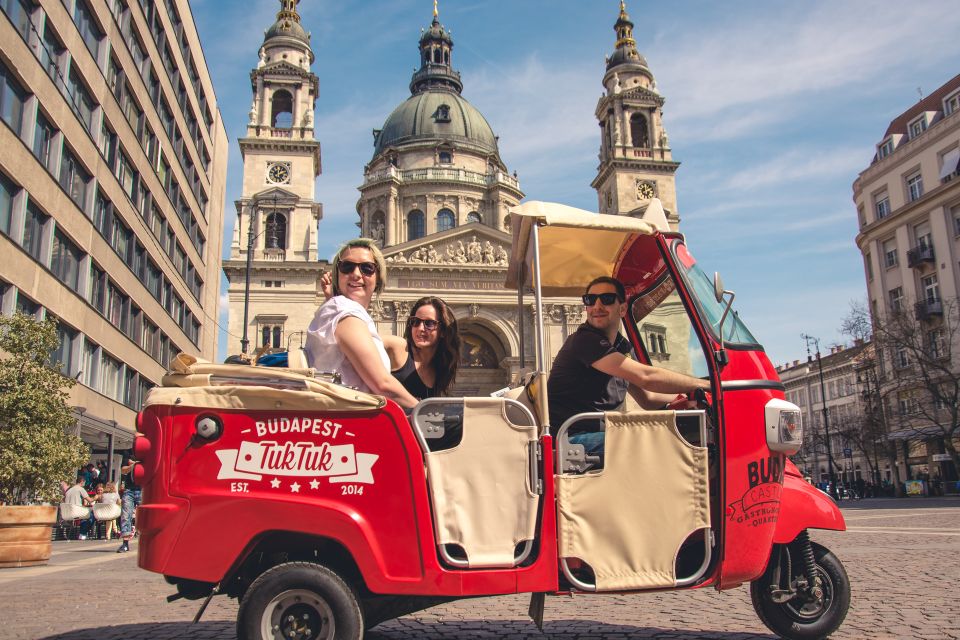 Budapest: Half-Day Exclusive Highlights Private Tour - Your 4-hour flow: how the route stays flexible without feeling chaotic