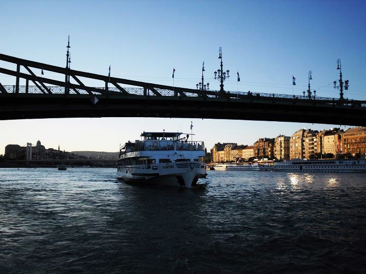 Budapest: Half-Day Highlights Small Group Private Tour - Price and Value: Is $223 per Person Fair for What You Get?