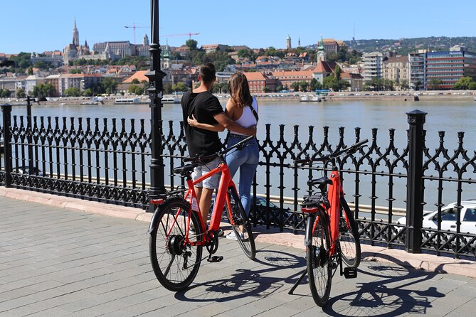 Budapest: Historic Downtown ride on E-Bicycles Buda & Pest - Chain Bridge to Castle Hill: where the e-bike earns its keep