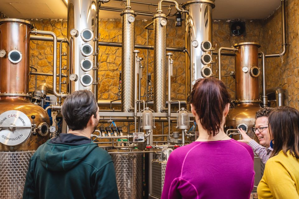 Budapest: Hungarian Whisky, Gin, and Pálinka Tasting - Agardi Distillery: the best kind of “short trip” from Budapest