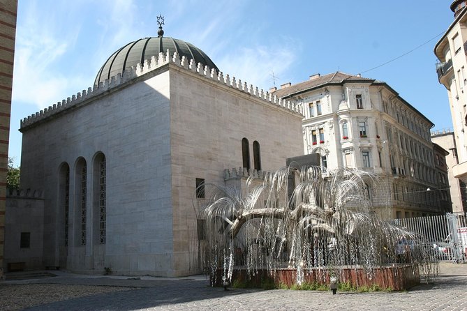 Budapest Jewish Heritage Memorial Walking Tour & Synagogue Entry - The old Jewish Quarter: ghetto streets and the feeling of being careful with time