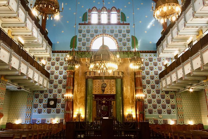 Budapest Jewish Heritage: Synagogues, Shoes, Secrets & Flódni - The ghetto wall and the streets you can still feel