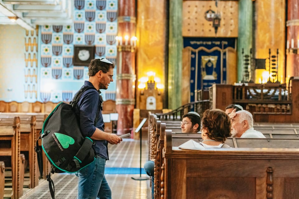 Budapest: Jewish History Guided Walking Tour with Historian - Flódni and coffee: the one stop that makes history taste real