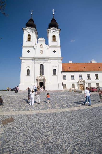 Budapest: Lake Balaton & Herend Porcelain Private Day Tour - Balatonfüred: the lake town pause (and where dessert fits in)