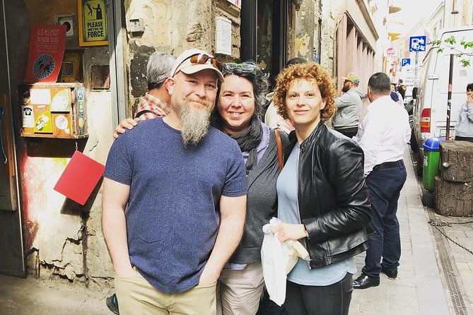 Budapest Market Tour & Home Cooking Class with local Chef & Guide - Group size, language, and who will enjoy this most