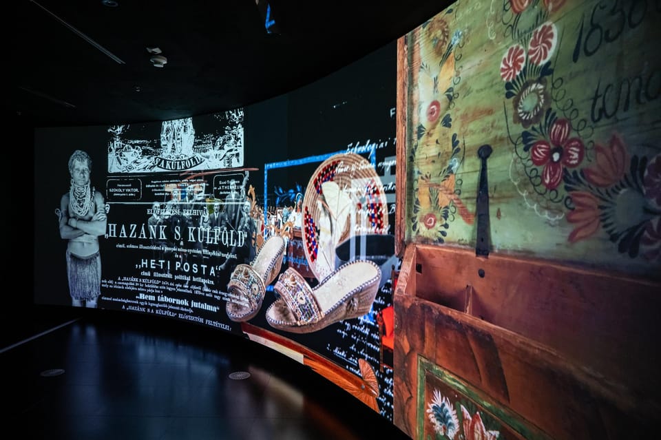 Budapest: Museum of Ethnography Entry Ticket - World culture in 7,000 m²: how the galleries are set up
