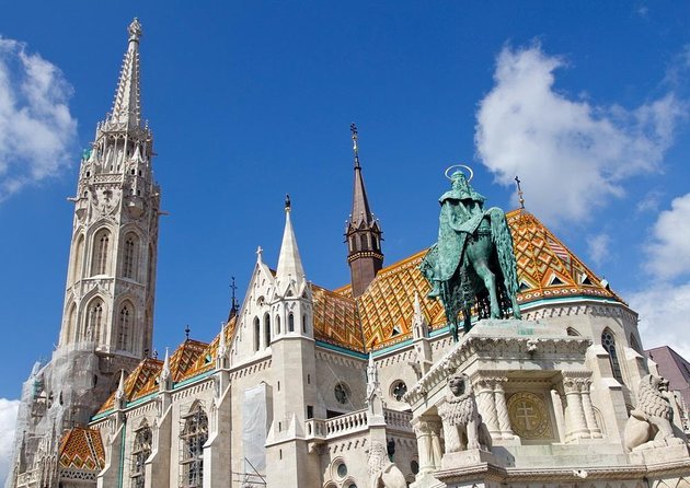 Budapest Orientation Walking Tour - Key things you’ll notice right away