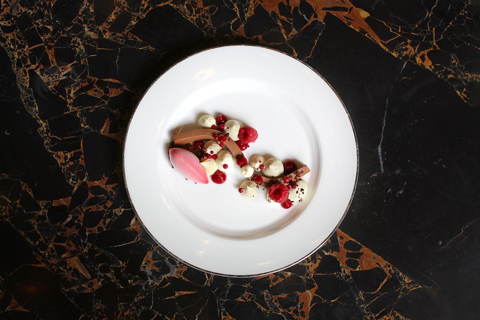 Budapest: Párisi Passage Restaurant 3-Course Menu - Who should book this Hungarian 3-course dinner?