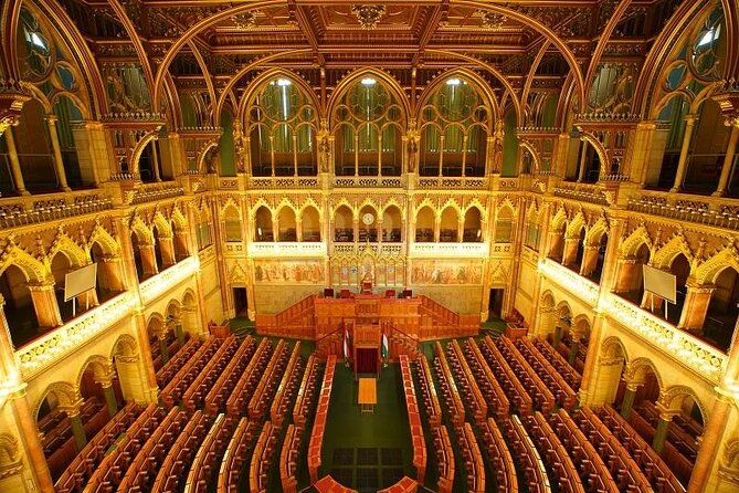 Budapest Parliament Audio Guide Tour with Danube Cruise - Danube cruise at night from Dock 7: drink, Wi‑Fi, and 30-language commentary
