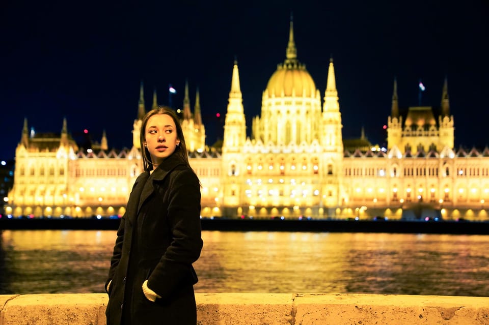 Budapest: Photo Session with Professional Local Photographer - Key points to know before you go