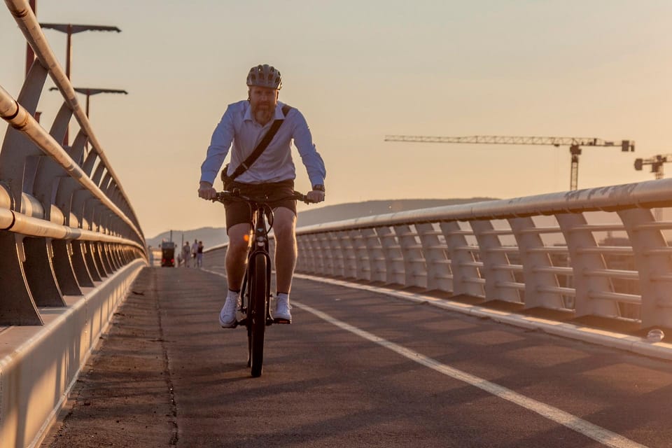 Budapest: Premium E-Bike Rental - Key things that make this Budapest e-bike rental work