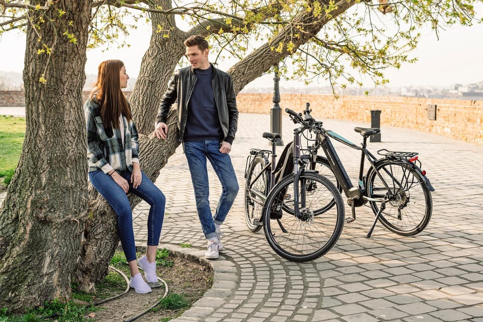 Budapest: Premium E-Bike Rental - The one drawback: no guide, plus bike condition can matter