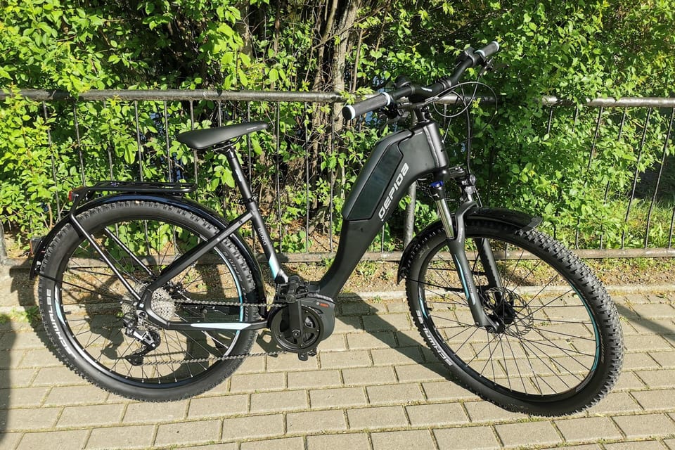 Budapest: Premium E-Bike Rental - What to wear and what not to do