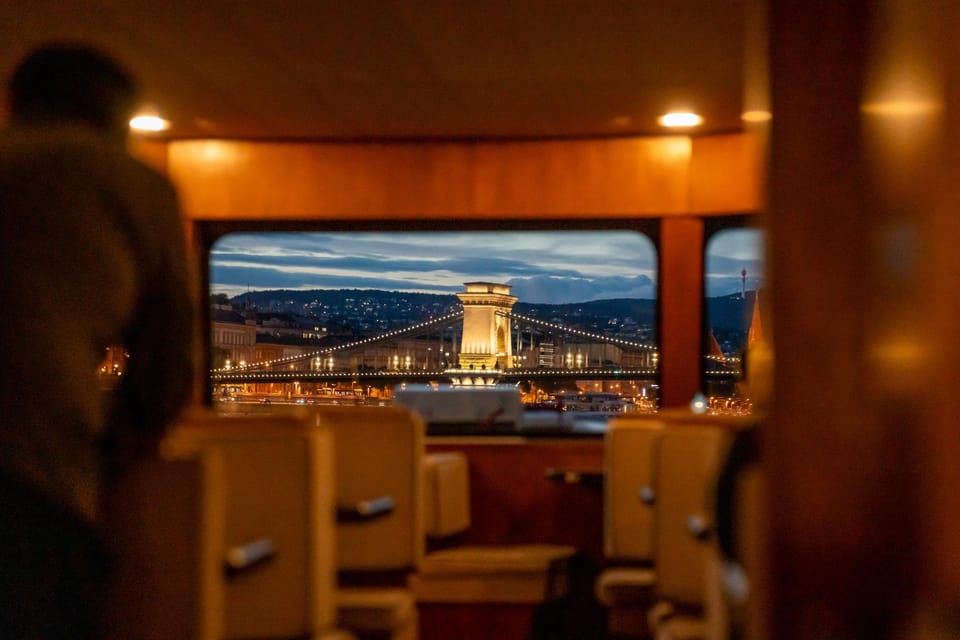 Budapest: Premium Sightseeing Cruise with Tokaj Frizzante - Who this cruise fits best